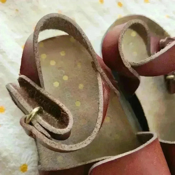 Nice Brown Cat & Jack Sandals Summer Target Size 5 - Picture 2 of 2